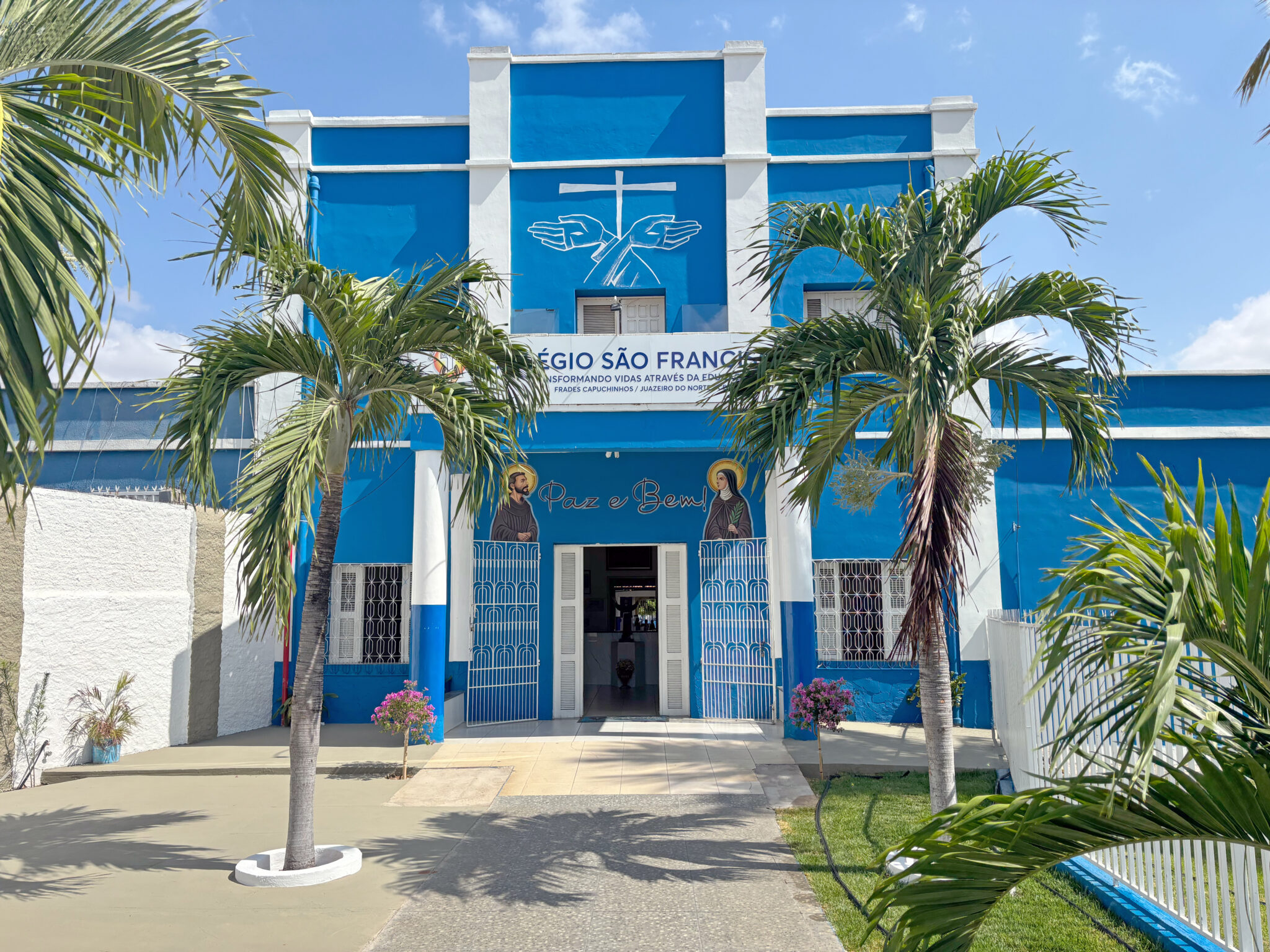 Colégio São Francisco de Assis – Transformando vidas através da Educação.